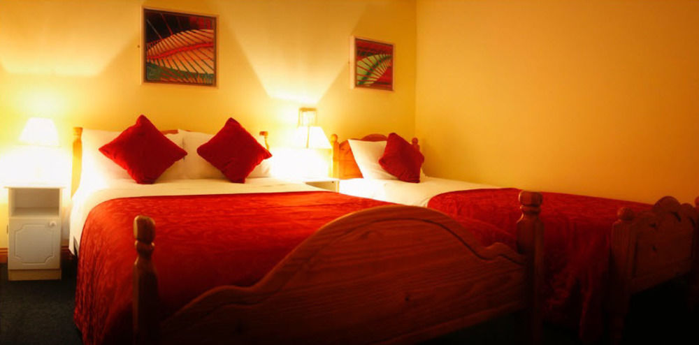 Mccarthy'S Lodge B&B Westport Extérieur photo