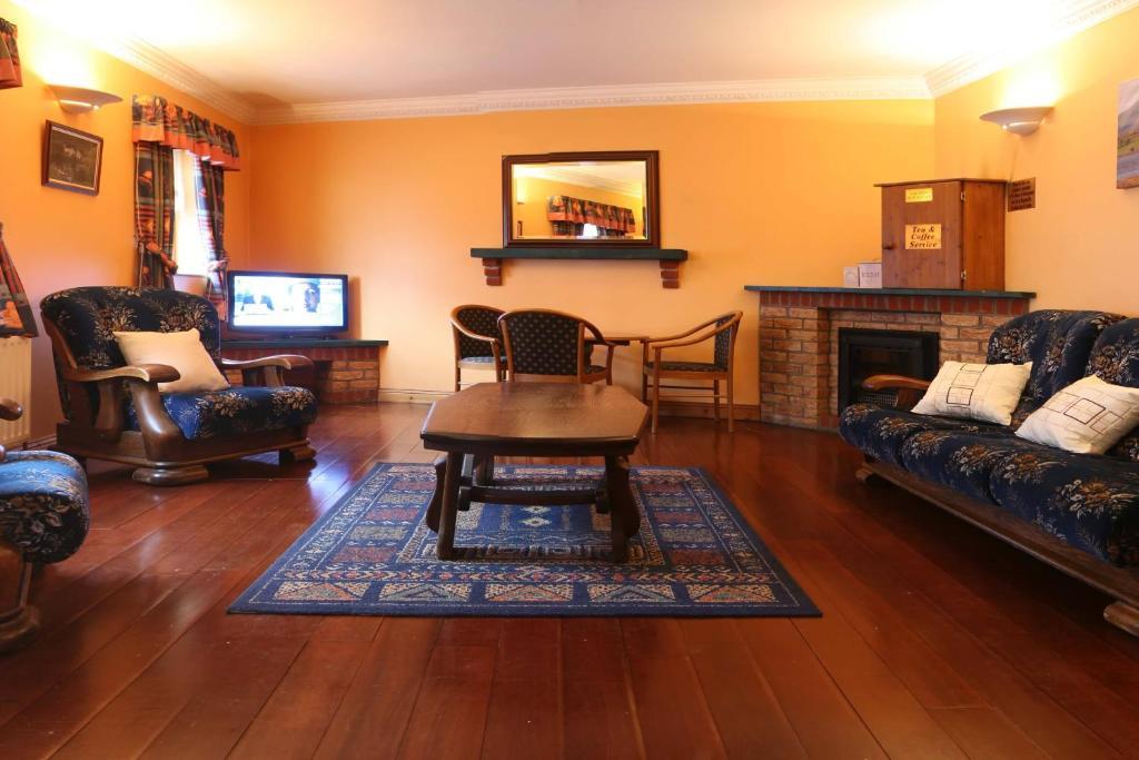 Mccarthy'S Lodge B&B Westport Extérieur photo